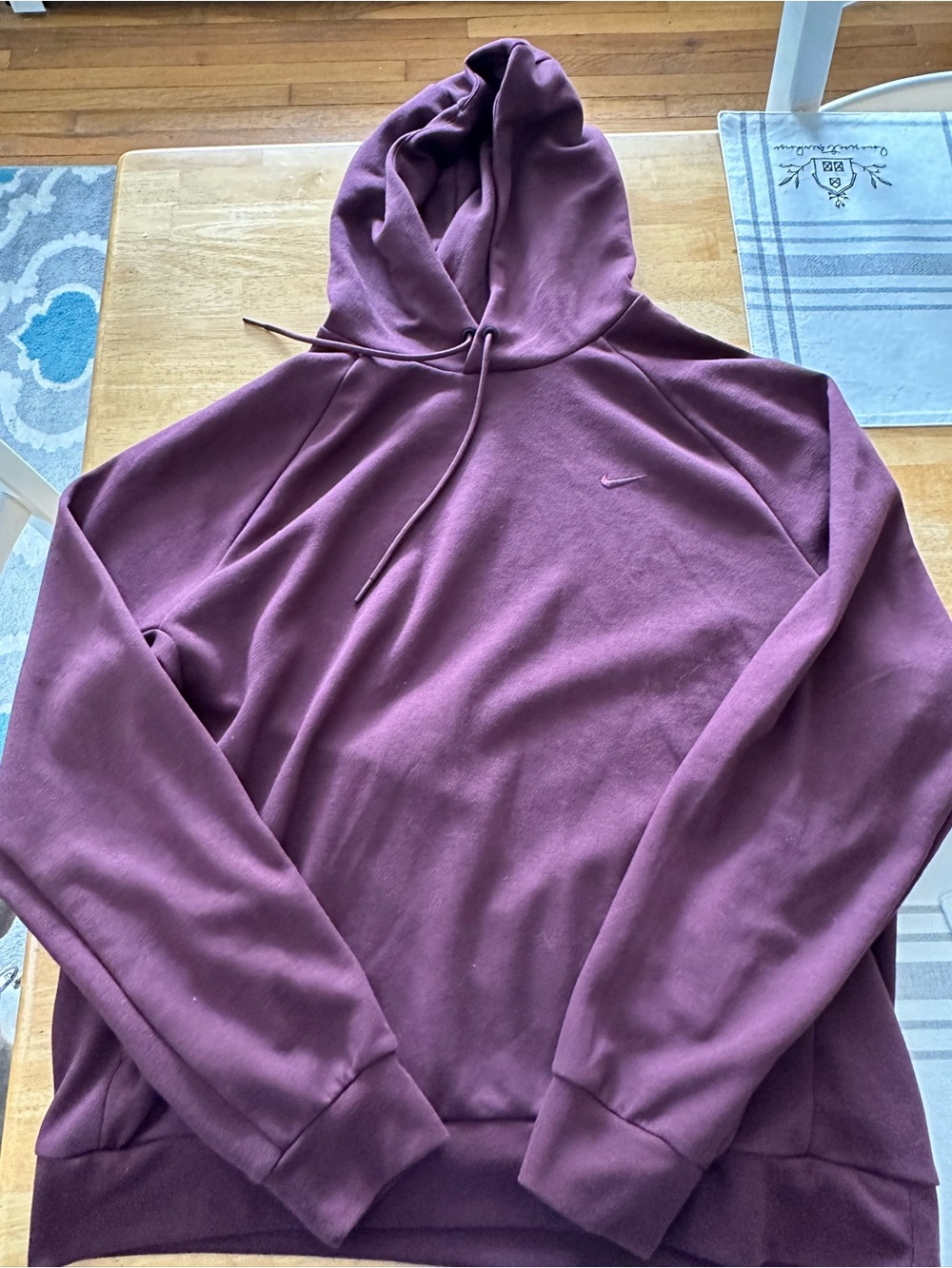Nike womenโs hoodie sweatshirt large